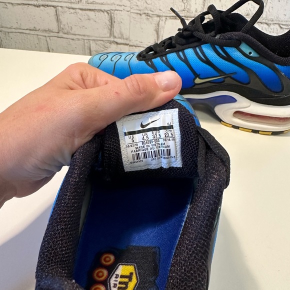 Nike Air Max Plus Hyper Blue 2018 5Y GS - Picture 4 of 6